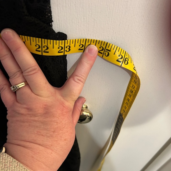 NWT Daisy Fuentes Size 2X Black Lace Long-sleeve Blouse - Picture 4 of 9